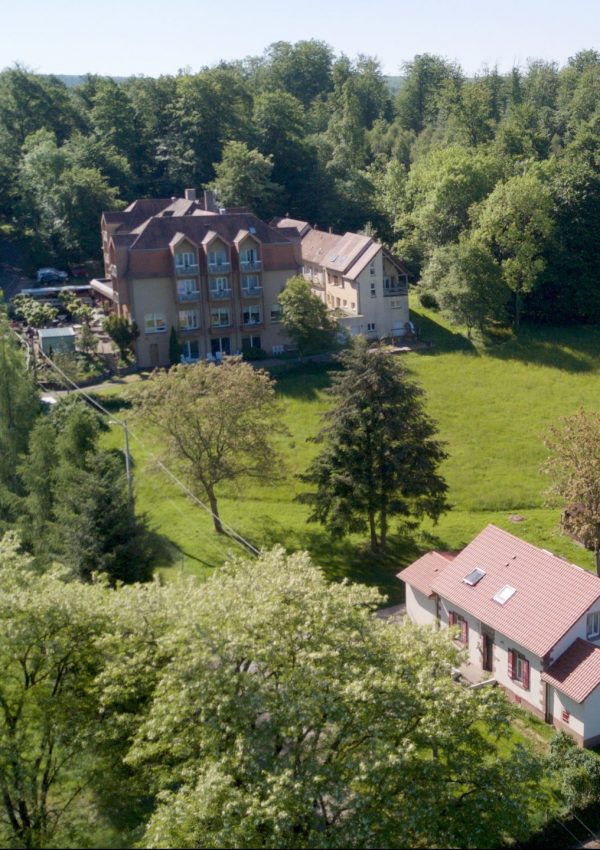 Notre Dame de bonne Fontaine (En passant par la Lorraine…)